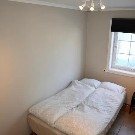 Apartment Praktisk I Til 5 Kristiansand